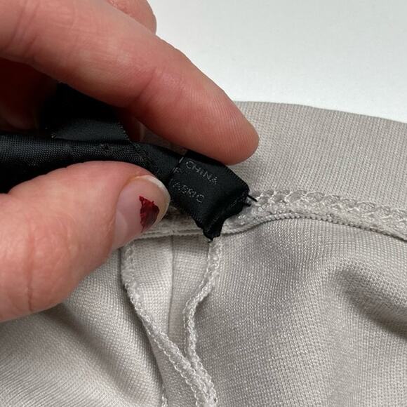 DKNY Pants 10 Medium Pull On Ankle Skinny Fit Cream Beige Career Modern Leggings - Picture 12 of 14